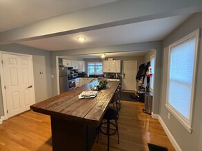 264 Main St in Stoneham, MA - Building Photo - Building Photo