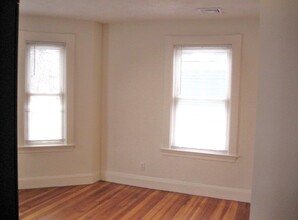 20 Beechwood Ave, Unit 13 in Watertown, MA - Building Photo - Building Photo