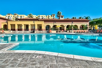 GrandMarc at University Village in Riverside, CA - Foto de edificio - Building Photo