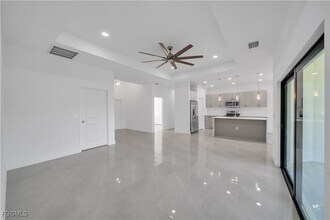 3715 Sunset Rd in Lehigh Acres, FL - Building Photo - Building Photo