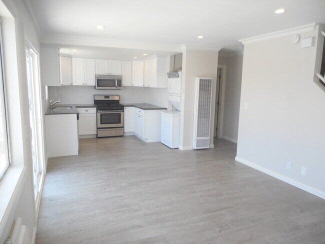 1754 Kent St in Los Angeles, CA - Building Photo - Building Photo