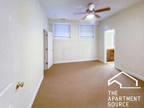 3247 N Seminary Ave in Chicago, IL - Building Photo - Building Photo