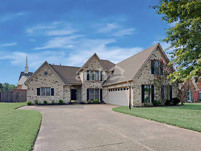 property at 5005 Bristol Woods