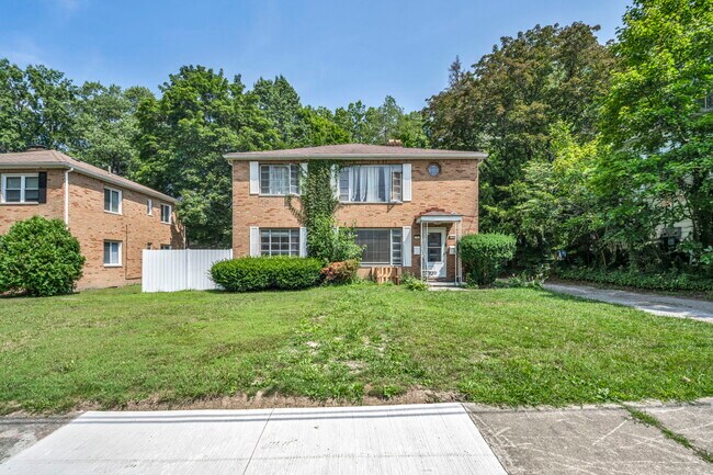property at 1787 Tanglewood Dr