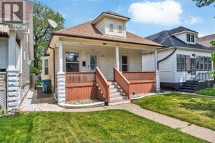 1166 Pierre Ave in Windsor, ON - Building Photo