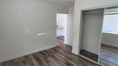 256 S Vista Bonita Ave in Glendora, CA - Building Photo - Building Photo