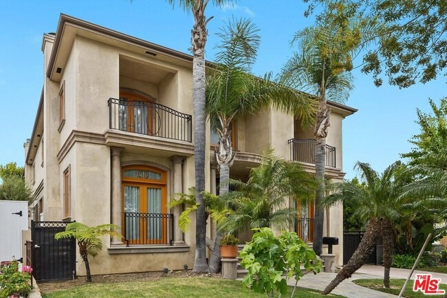 9033 Cresta Dr in Los Angeles, CA - Building Photo - Building Photo