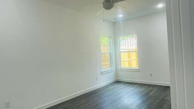 8412 De Priest St in Houston, TX - Building Photo - Building Photo