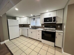 3790 Redbud Dr in Northampton, PA - Building Photo - Building Photo