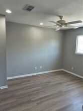 2305 55th St in Galveston, TX - Foto de edificio - Building Photo