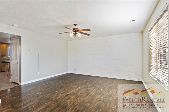 335 W 1925 N in Harrisville, UT - Building Photo - Building Photo