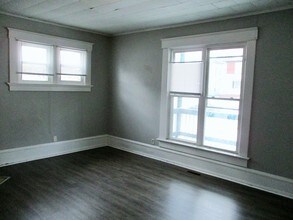 610 S 5th St-Unit -B in Terre Haute, IN - Building Photo - Building Photo