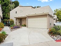 8952 Caminito Fresco in San Diego, CA - Building Photo - Building Photo