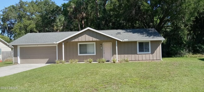 property at 8 Castle Manor Dr
