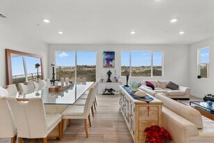 813 Mateo St in Chula Vista, CA - Building Photo
