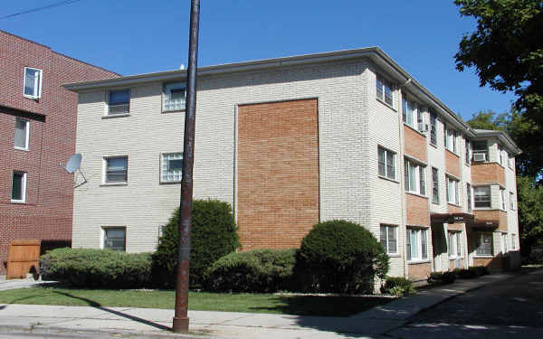 5830-5832 W Lawrence Ave in Chicago, IL - Building Photo