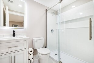 1840 Bluebird Ln in Englewood, FL - Building Photo