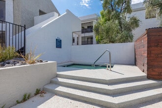 Northern in Phoenix, AZ - Building Photo - Building Photo