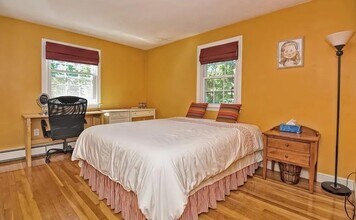 98 Spruce Rd in Reading, MA - Building Photo - Building Photo