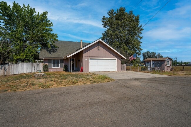 property at 1465 Barnett Rd