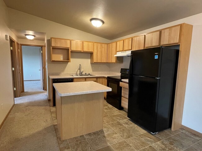 Patriot Estates in Menasha, WI - Building Photo - Building Photo