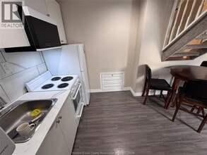 1527 Pierre Ave in Windsor, ON - Building Photo - Building Photo