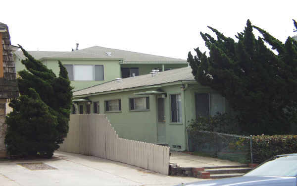 1225-1233 Grand Ave in San Diego, CA - Building Photo - Building Photo