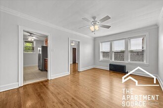 2254 W Winnemac Ave in Chicago, IL - Building Photo - Building Photo