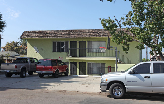 1642 C Ave in National City, CA - Building Photo - Building Photo