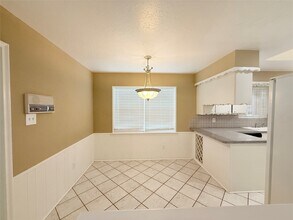 9231 Stroud Dr in Houston, TX - Building Photo - Building Photo