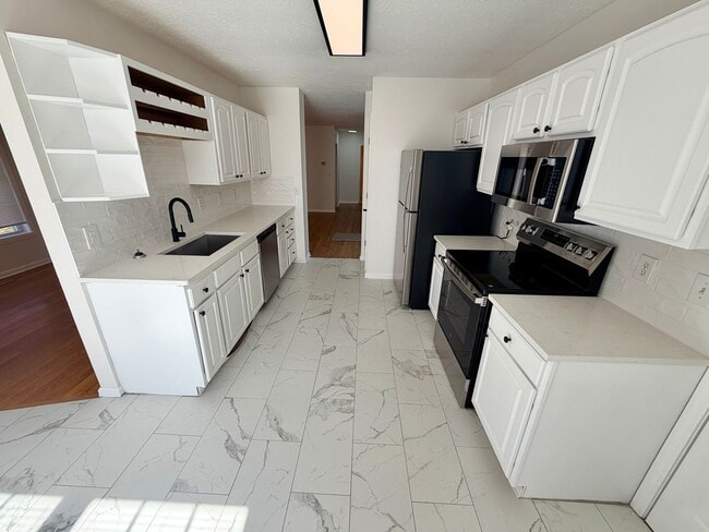 property at 118 Seattle Slew St