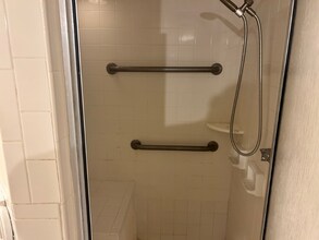 2652 Merwyn Rd in Jacksonville, FL - Foto de edificio - Building Photo