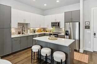 The Waylon Apartments & Townhomes in McKinney, TX - Building Photo