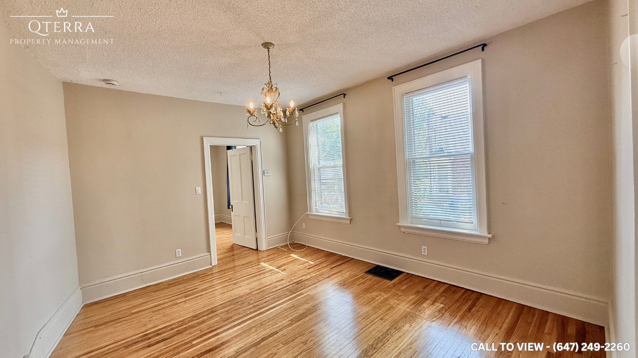 108 King St in Guelph, ON - Building Photo