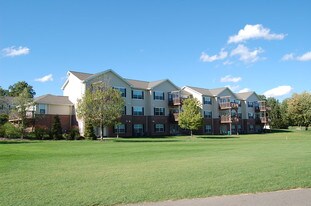 Sanctuary Grove Luxury Apartments in North Canton, OH - Building Photo