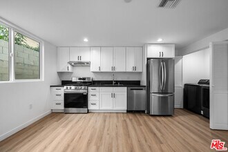 1535-1534 N Kingsley Dr in Los Angeles, CA - Building Photo - Building Photo