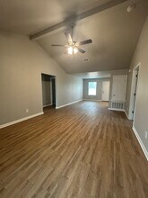 3403 Gaby Path in San Antonio, TX - Building Photo - Building Photo