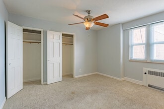 The Residences at Shaker Square in Shaker Heights, OH - Foto de edificio - Interior Photo