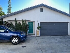 479 Nassau Ave in Los Angeles, CA - Building Photo