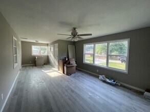1229 E Berkeley St in Springfield, MO - Building Photo - Building Photo