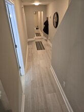 2424 Linden Ave, Unit Cozy Corner in Baltimore, MD - Foto de edificio - Building Photo