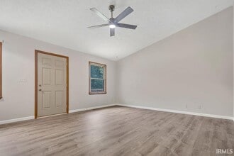 5000 Rockport Rd in Bloomington, IN - Building Photo - Building Photo