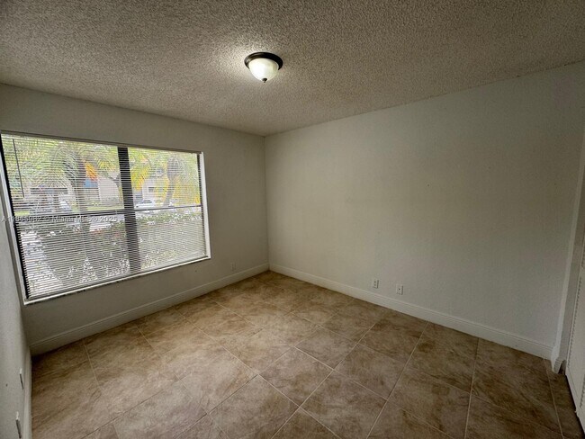 1561 Windorah Way in West Palm Beach, FL - Building Photo - Building Photo