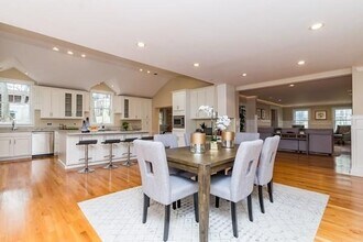 29 Gammons Rd in Newton, MA - Building Photo - Building Photo