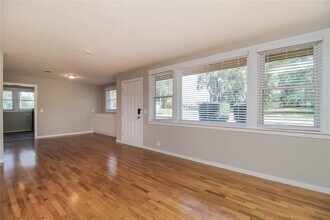 840 N Florida Ave in DeLand, FL - Building Photo - Building Photo