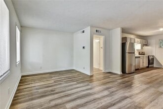 4371 Springwood Terrace in Forest Park, GA - Building Photo - Building Photo