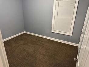 12005 S La Salle St in Chicago, IL - Building Photo - Building Photo