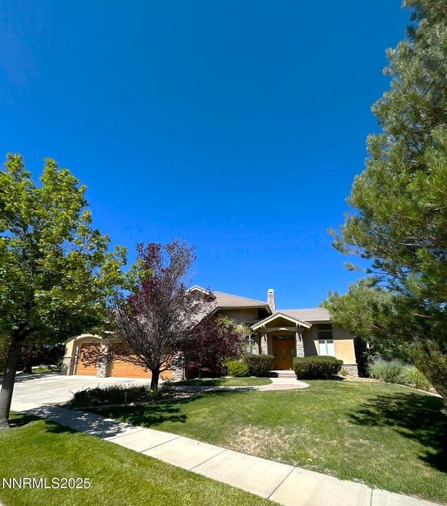 6785 Eagle Wing Cir in Sparks, NV - Building Photo - Building Photo