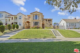 1143 S Rimpau Blvd in Los Angeles, CA - Building Photo