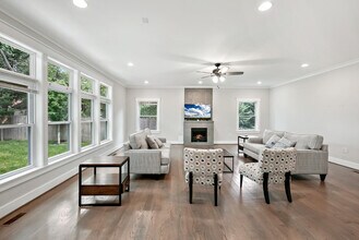 2901 Random Rd in Falls Church, VA - Building Photo - Building Photo